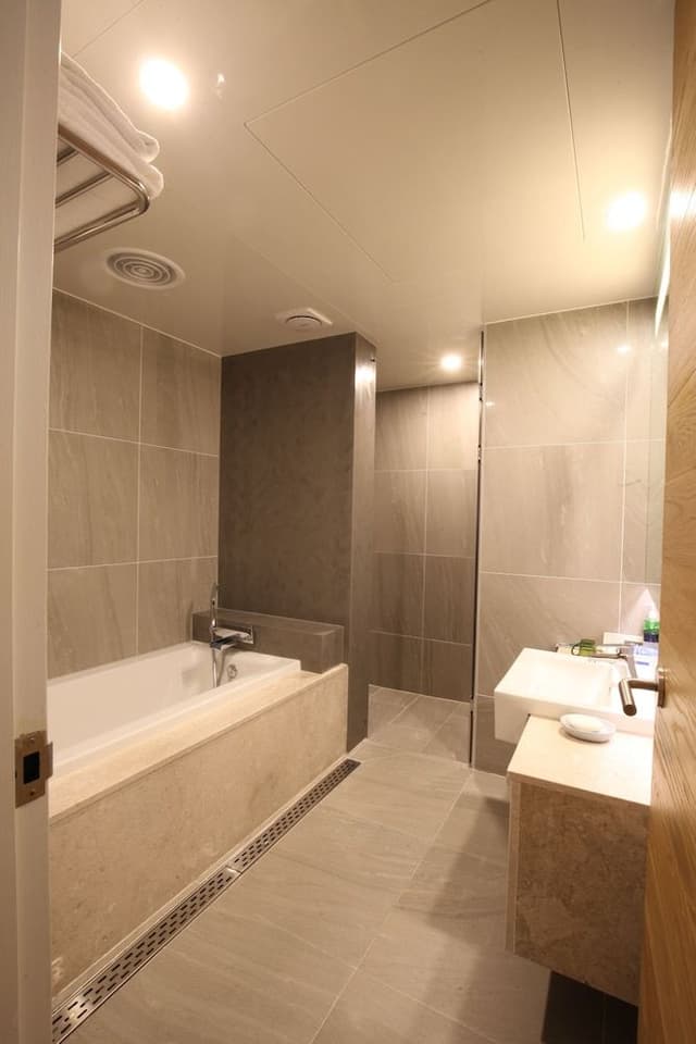Royal Suite, 2 Double Beds, City View