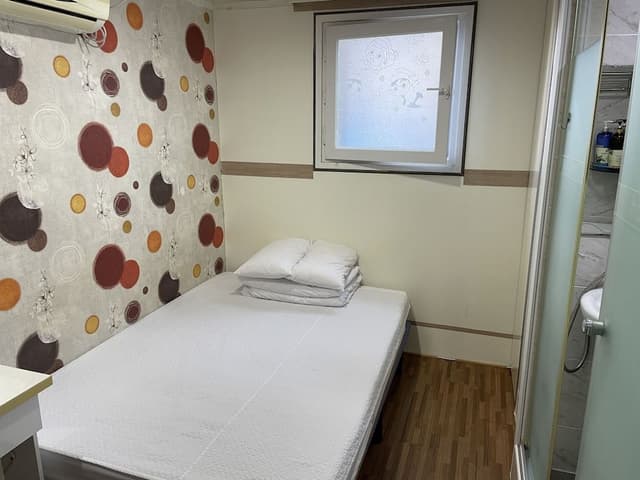 Economy Double Room
