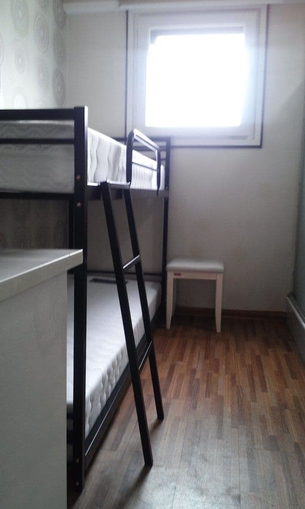 Bunk Twin