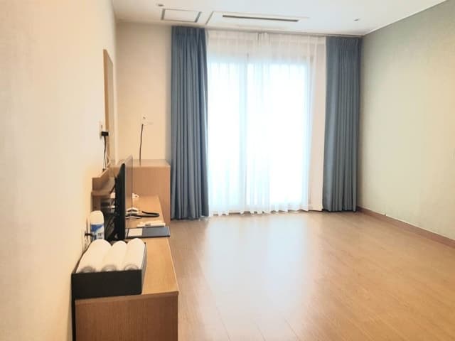 Room (Ondol)
