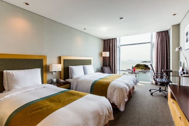 [Health Rest PKG] Family Twin + Breakfast + Coffee + Sauna for 2 pax