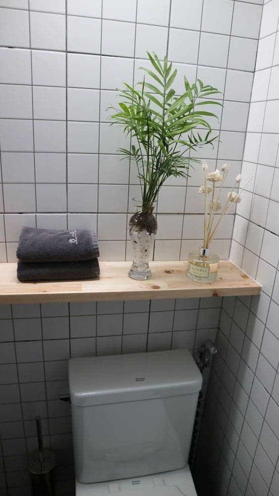 Twin Room, Shared Bathroom (Type A)