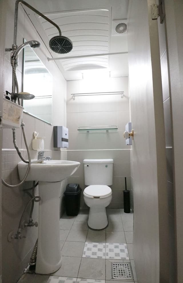 Twin Room, Shared Bathroom (Type A)
