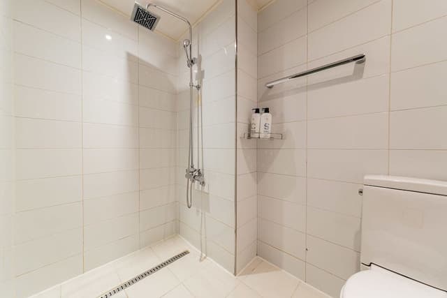 Standard Room (Check-in 6pm on FRI, 9pm on Weekend & Korean Public Holidays)