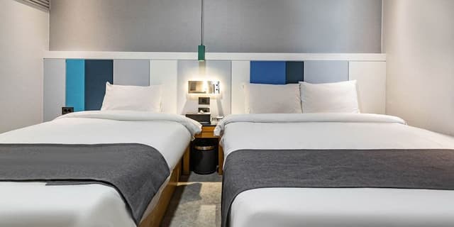 Family Twin Room (Free simple Breakfast)
