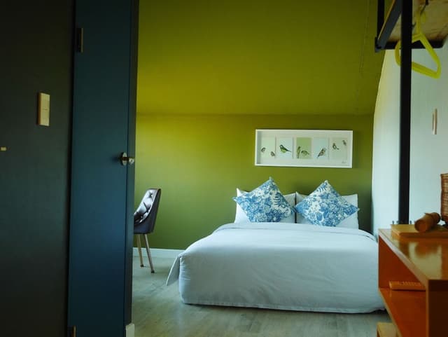 Double Room (Room 3)