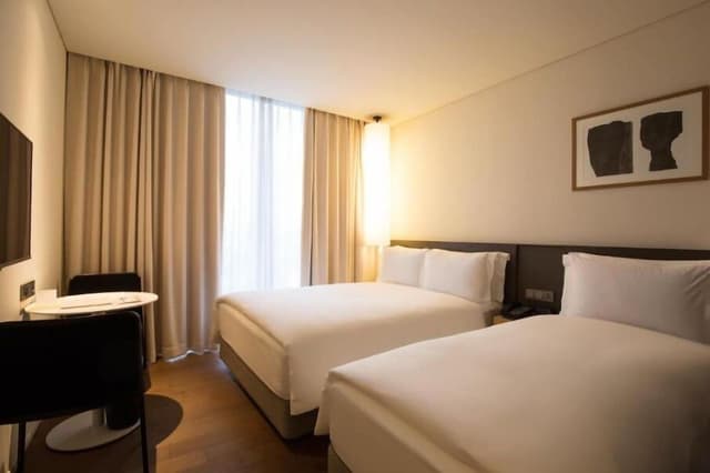 [OLIVE YOUNG X SHILLA STAY PKG] Standard Family Twin Room + OLIVE YOUNG Discount Voucher (per night)