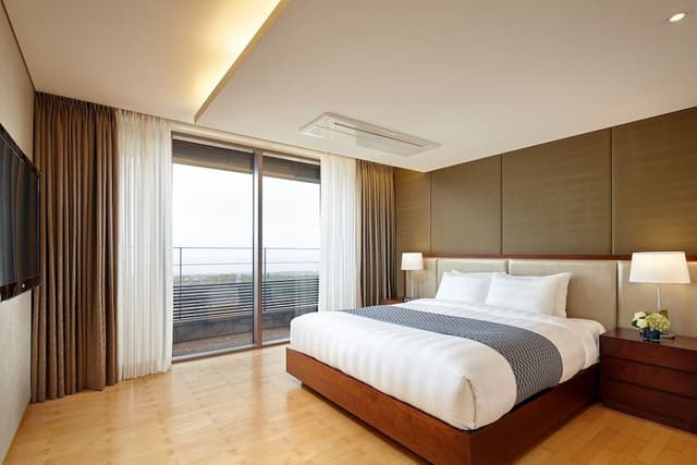 [Breakfast for 4 PKG] DA GROUP - 3 Bedrooms (63 PY)
