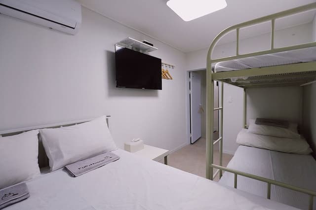 Family Room, Private Bathroom (Self Check-In after 6PM)