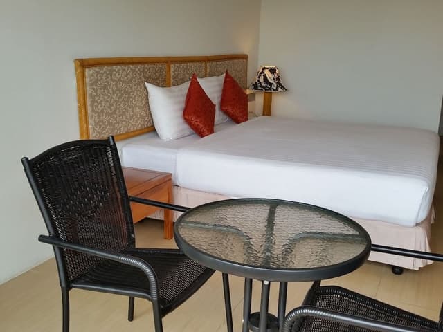 Deluxe Room, Garden View