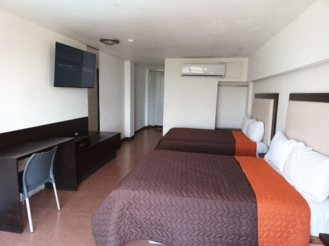 Double Room with Two Double Beds with Lake View