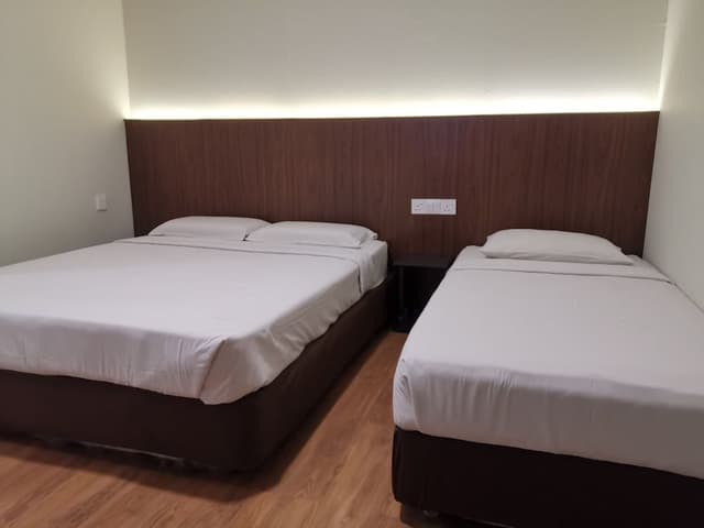 Family Room, 1 Bedroom