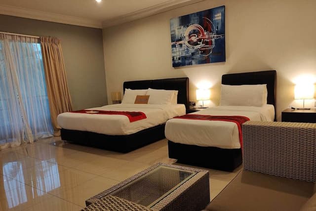 Executive Triple Room (with A/C)
