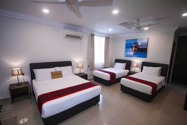 Deluxe Quadruple Room (with A/C)