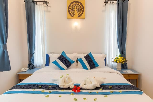 Deluxe Villa With Private Garden