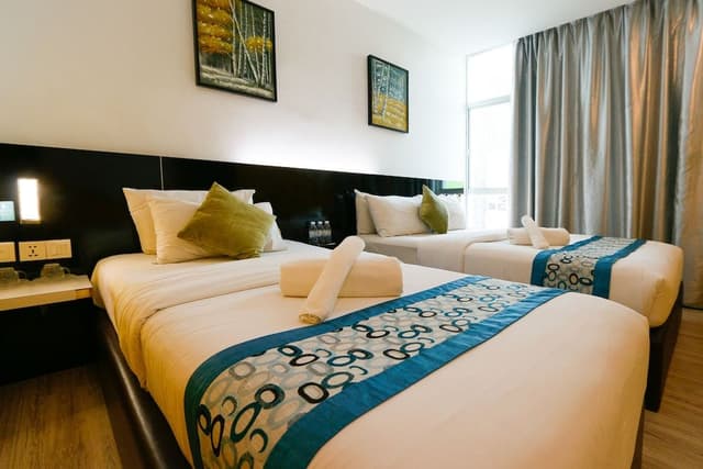 Deluxe Suite