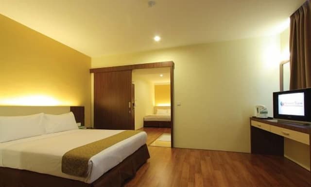 Executive Family Suite