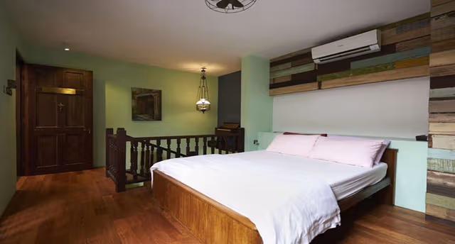 South Duplex Suite