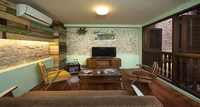 South Duplex Suite