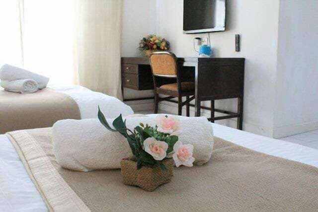 Family Room, Multiple Beds