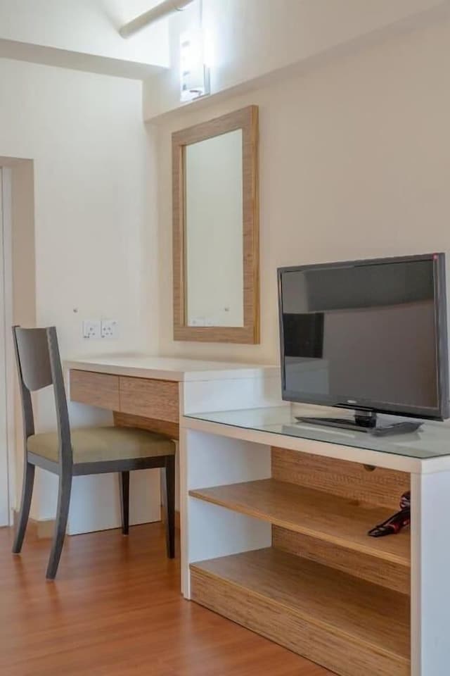 Deluxe Duplex Studio