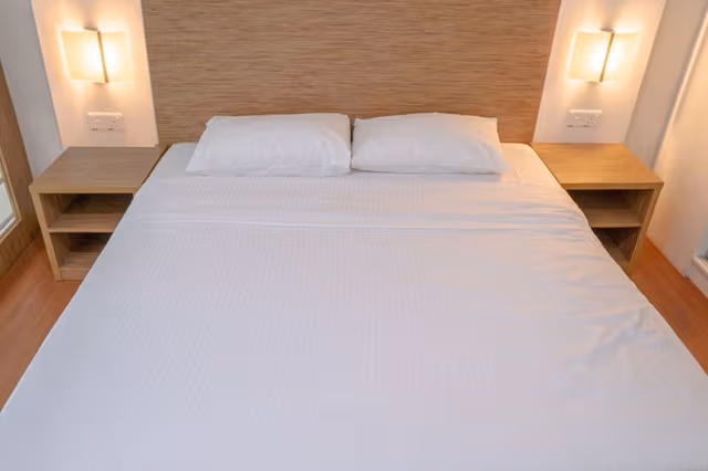 Deluxe Duplex Studio