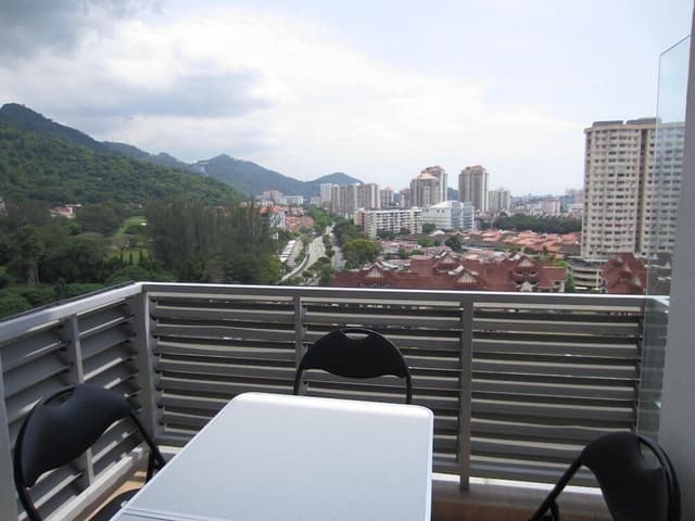 Guest House Family Suite @ The CEO