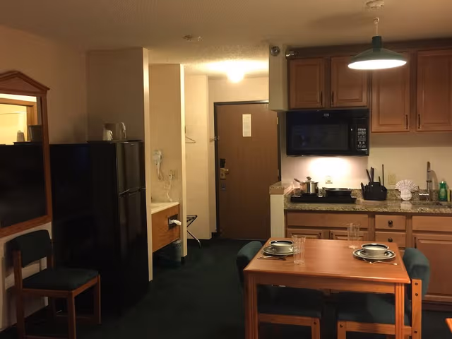 Kitchenette Suite