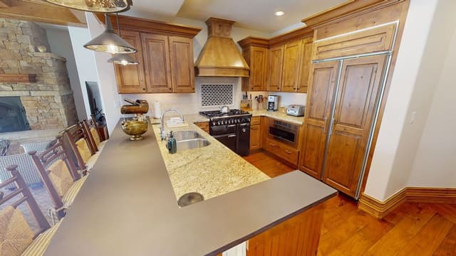 Penthouse, 2 Bedrooms (#278)