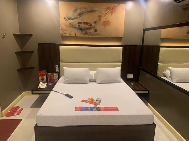 Executive Room