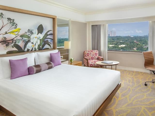 Dusit King Room