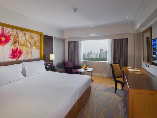 Dusit King Room
