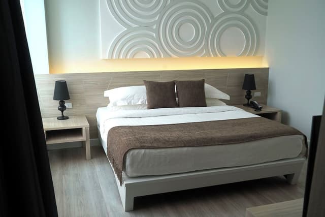 Deluxe Room, 1 Double Bed, Non Smoking, City View
