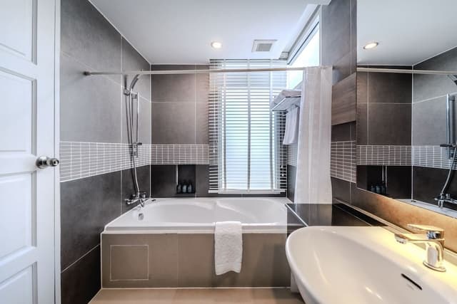 Deluxe Room, 1 Double Bed, Non Smoking, City View