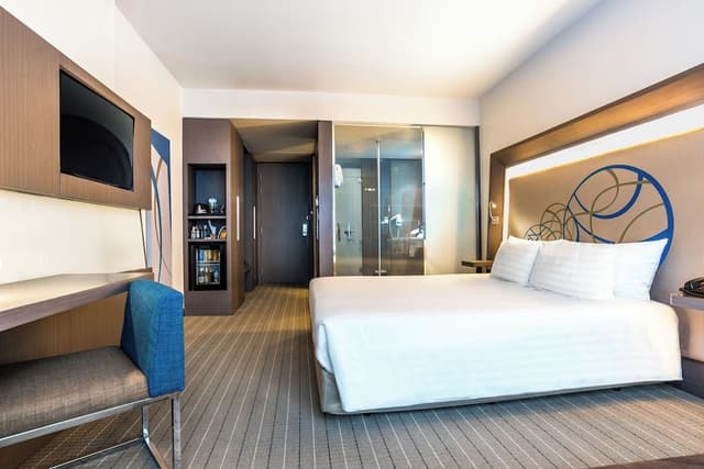 Superior Room, 1 King Bed