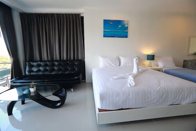 Family Room (4 persons)