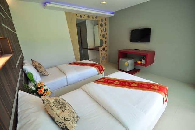 Deluxe Twin Room