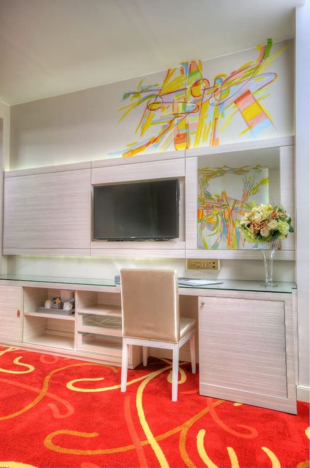 Junior Suite Room (No Window)