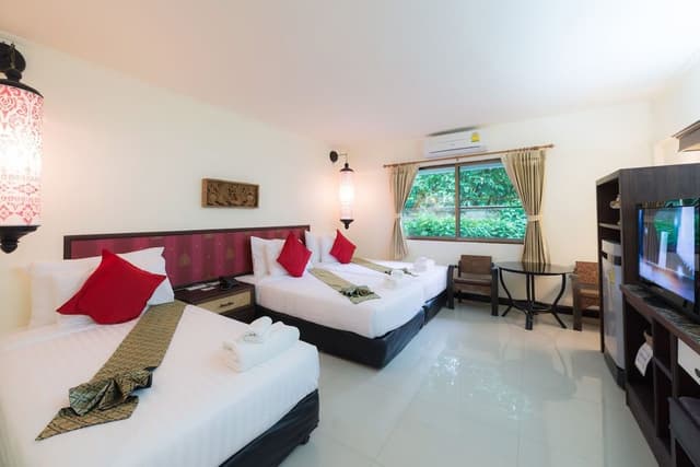 Triple Room
