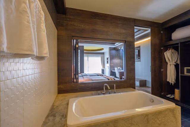 Grand Deluxe Room