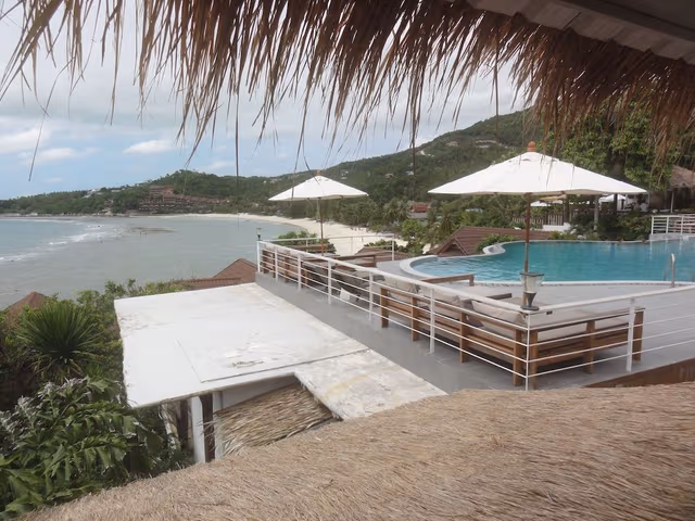 Deluxe Seaview Family Room With Balcony