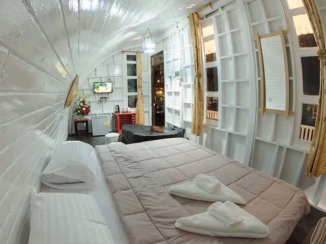 Chalet - River View