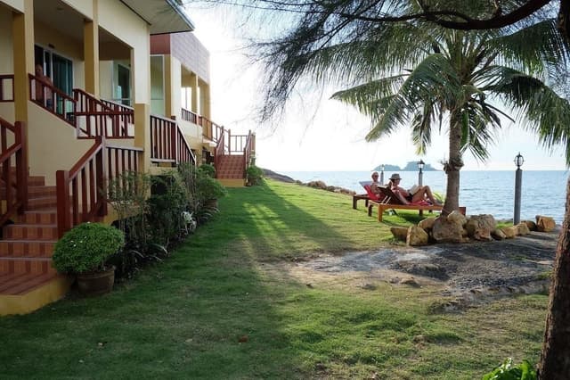 Quadruple Room, Non Smoking, Beachfront