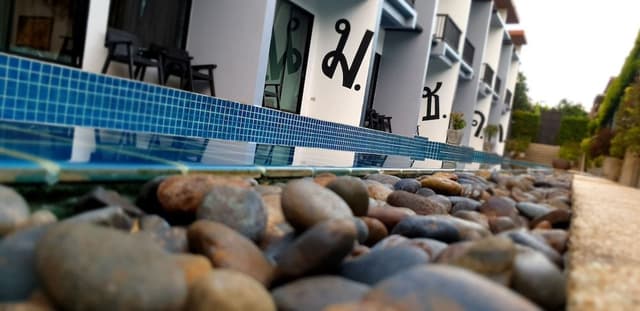 Deluxe Room, Pool Access