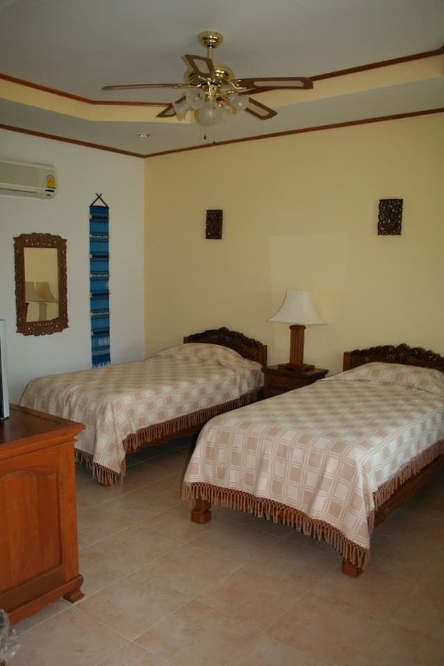 Executive Room