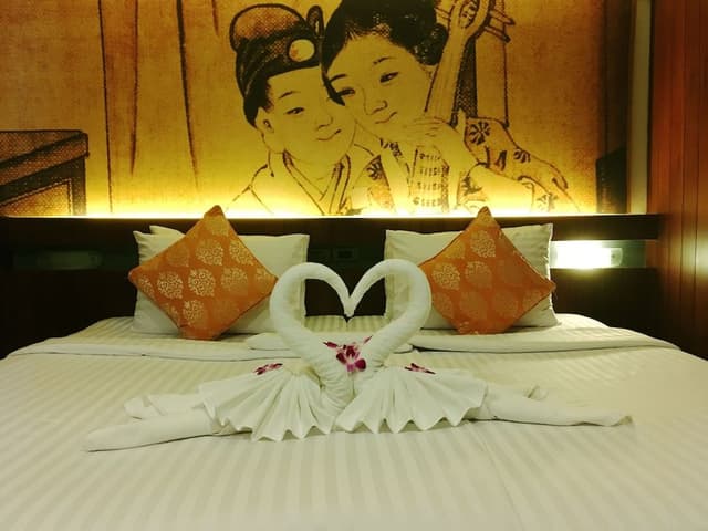 Deluxe Double or Twin Room