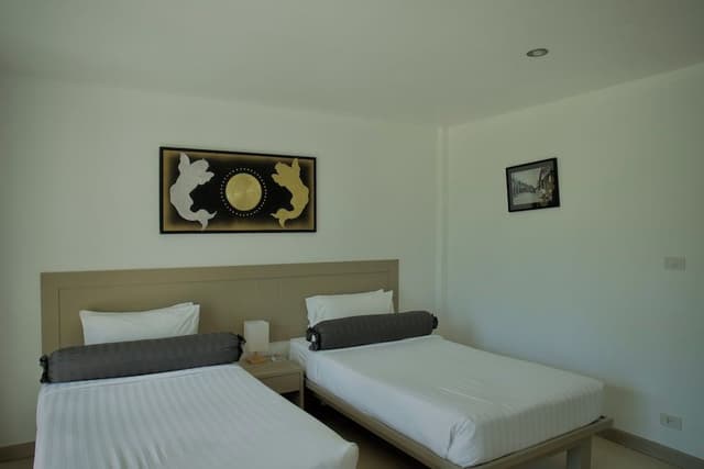 Standard Twin Room