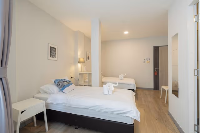 Standard Twin Room