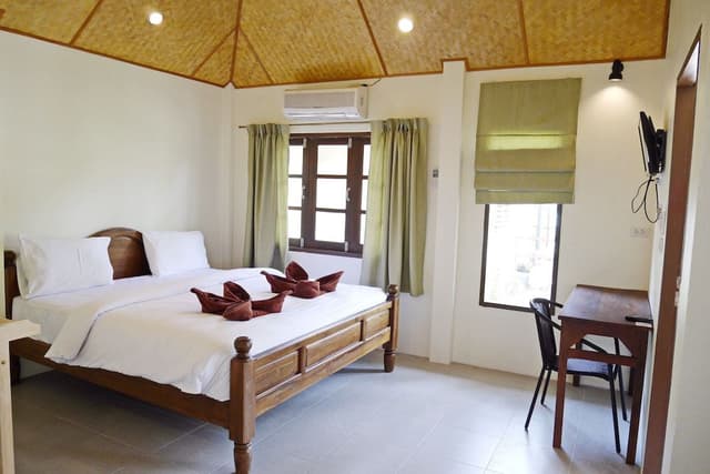 Basic Bungalow, 1 Bedroom, Sea View