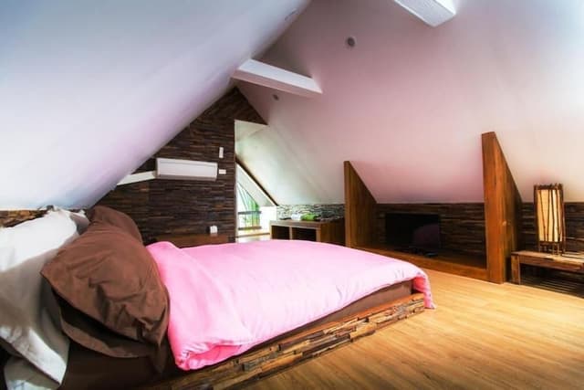 Family Room, 3 Bedrooms, Pool Access, Beach View